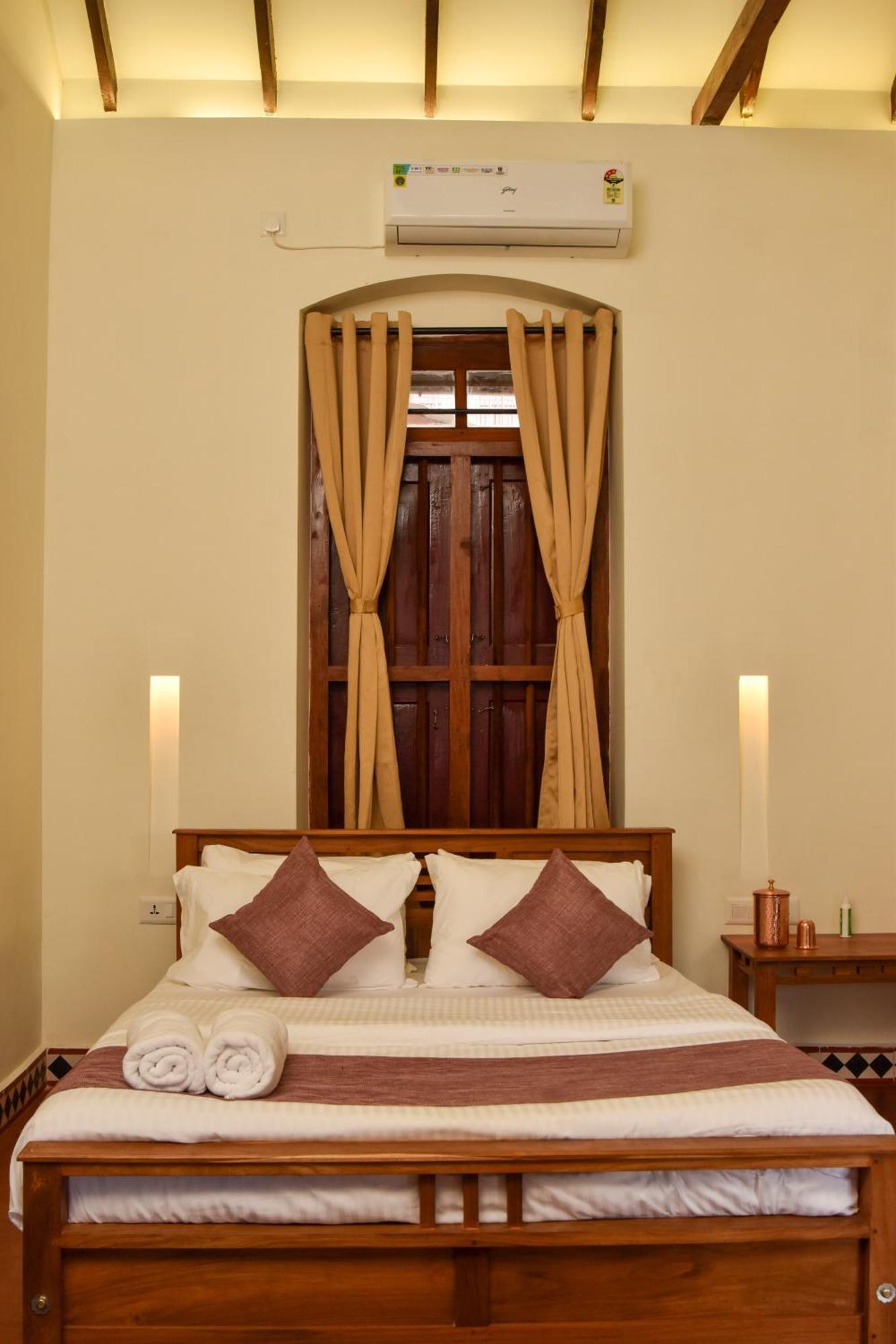 Kowdi House - A Heritage Homestay Kochi Exterior photo